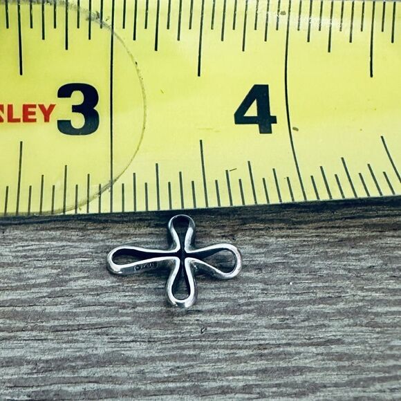 James Avery Retired Sterling Silver Open Cross Charm Pendant - Picture 3 of 3